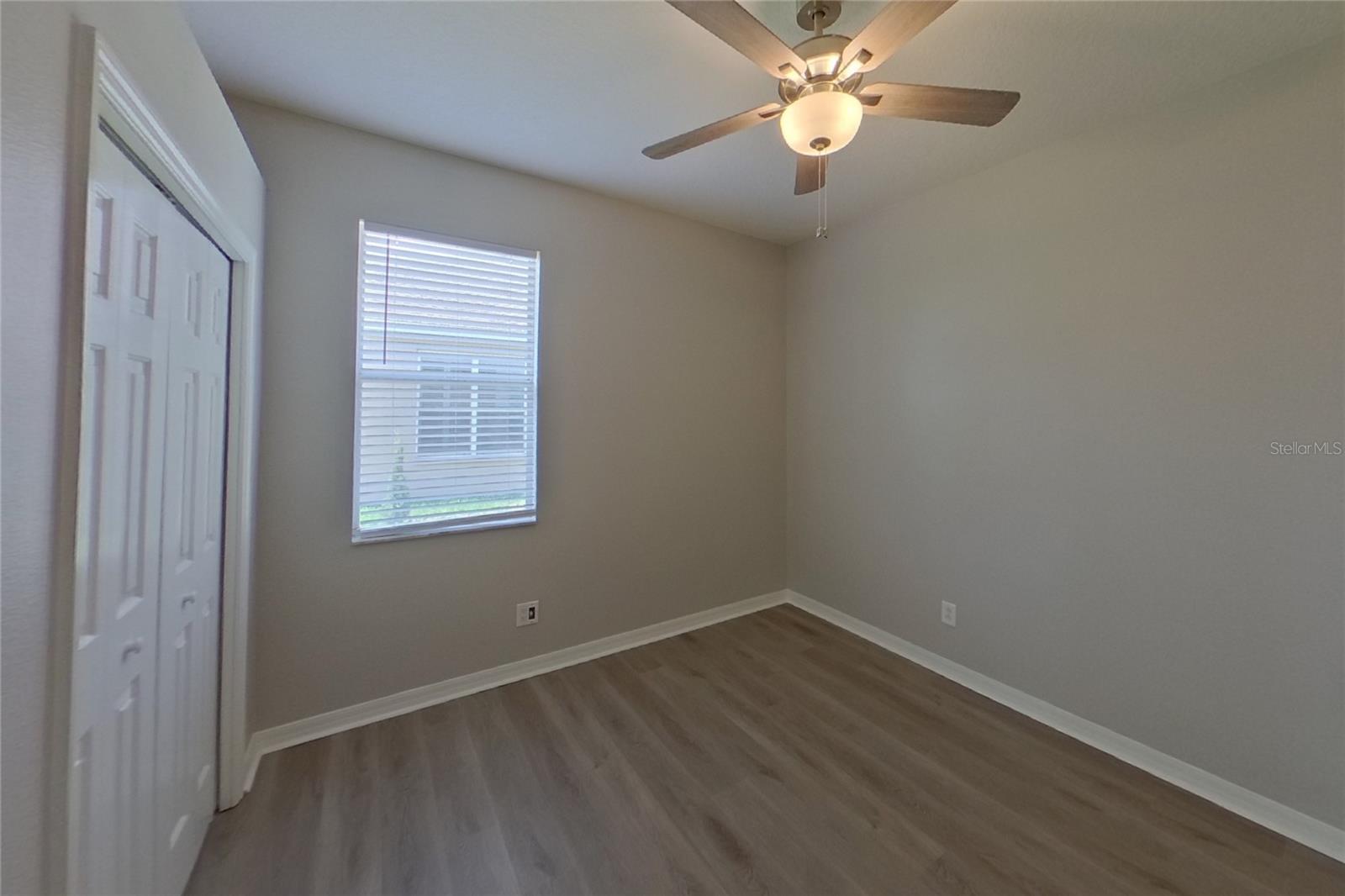 O6442517 Property Photo 14