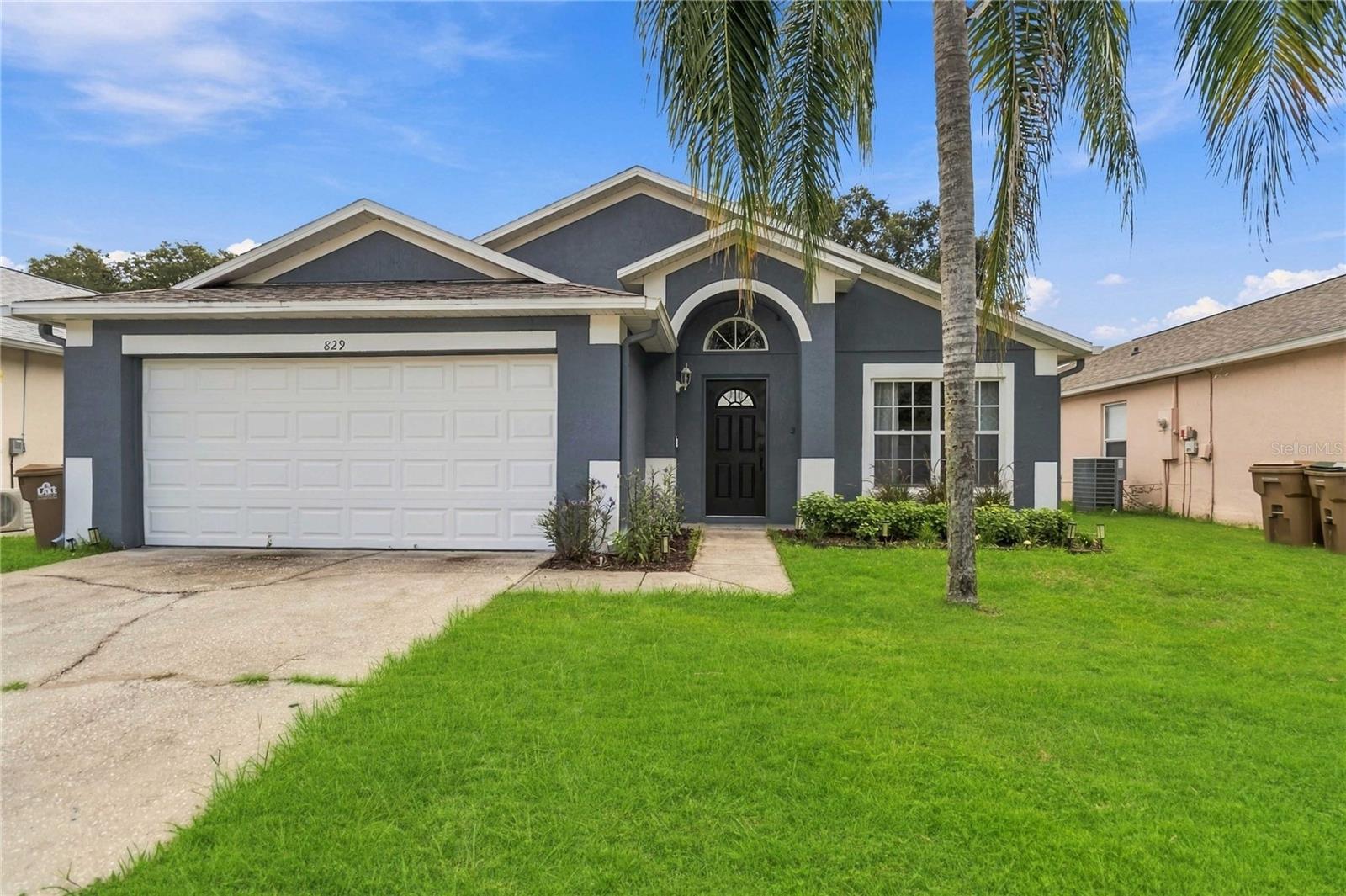 829 Clear Creek Cir Property Photo 1