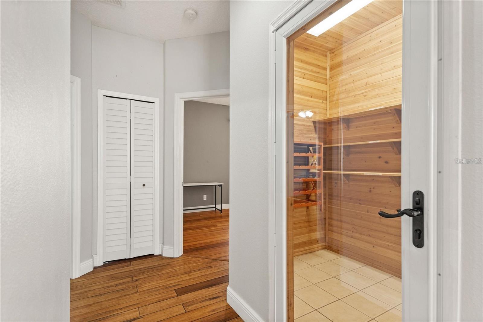 15031 Huntcliff Park Way Property Photo 12