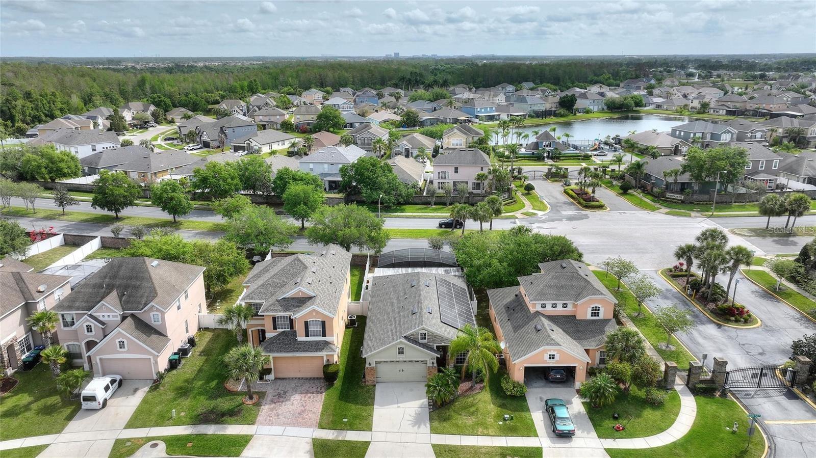 15031 Huntcliff Park Way Property Photo 38