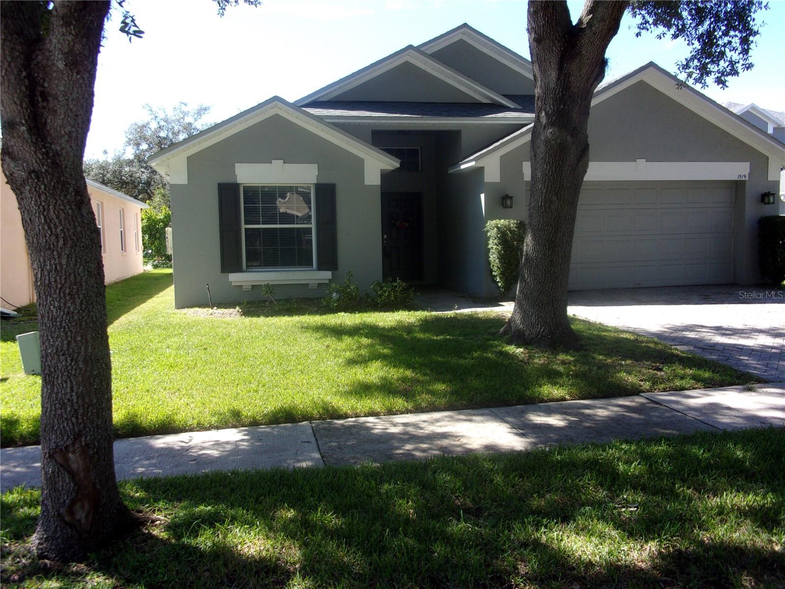 1519 Lalique Ln Property Photo 2