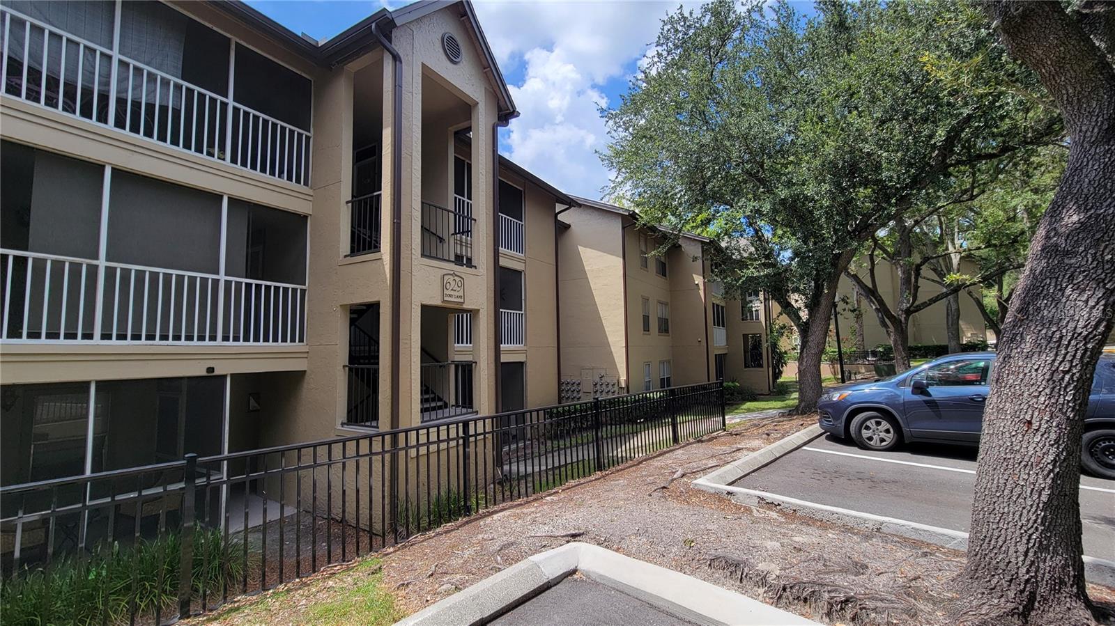 629 Dory Ln #301 Property Photo 2