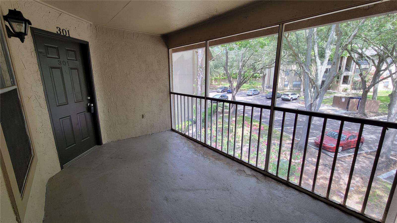 629 Dory Ln #301 Property Photo 6