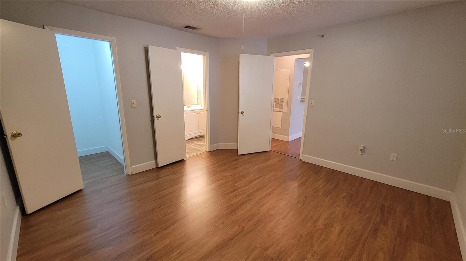 629 Dory Ln #301 Property Photo 19