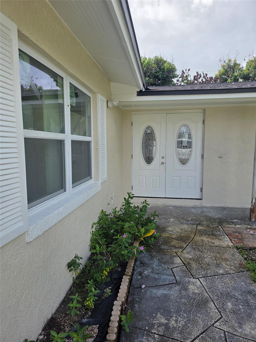 820 Orwell Ave Property Photo 1