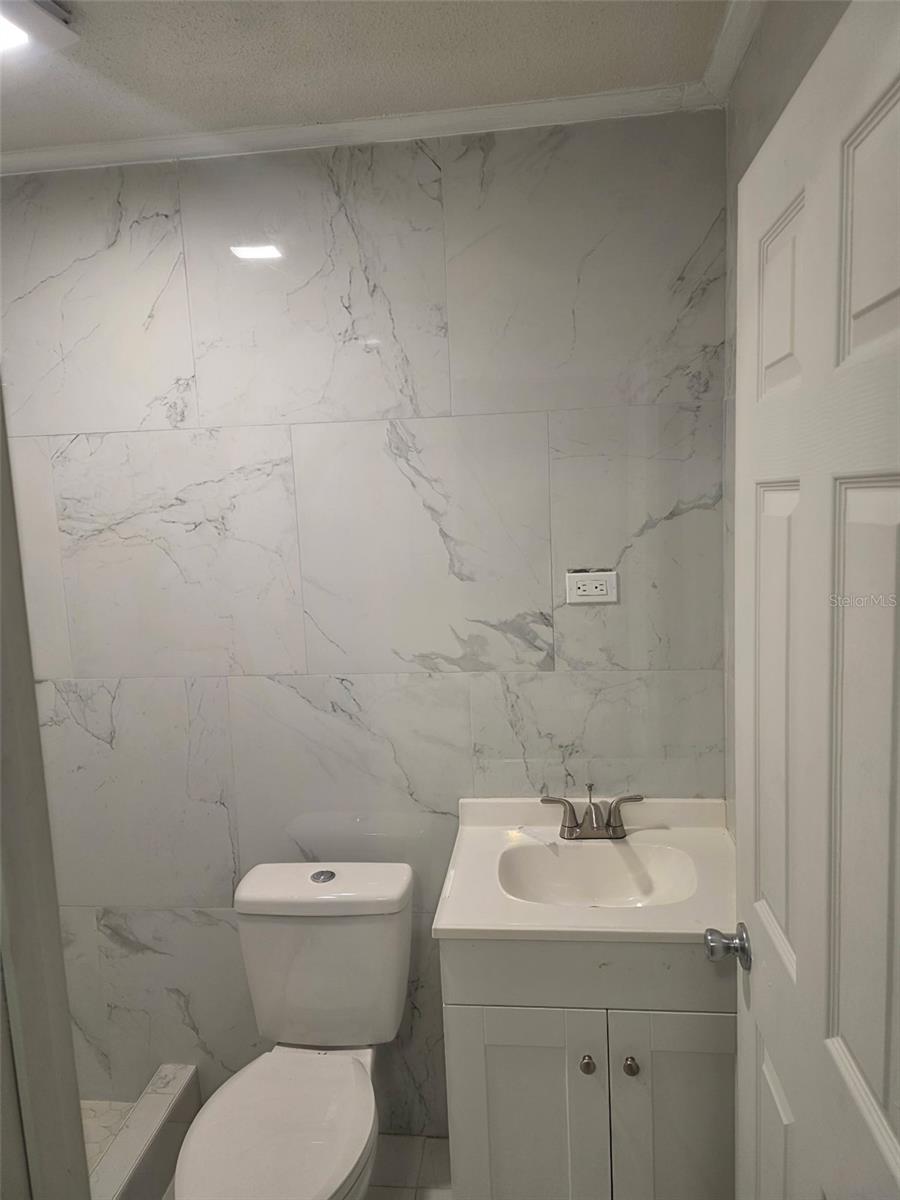 820 Orwell Ave Property Photo 8