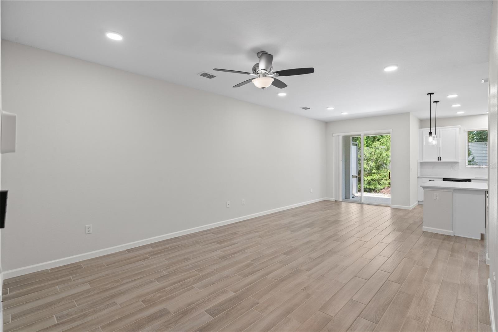 3181 Riverboat Way Property Photo 5