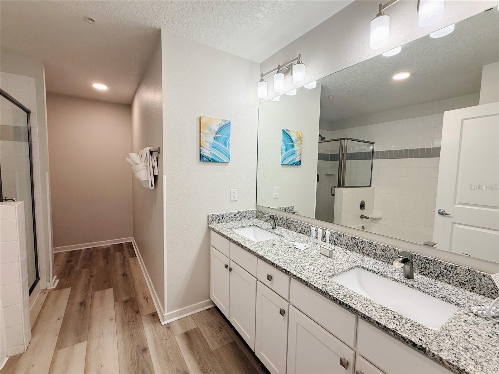4012 Breakview Dr #b401 Property Photo 11