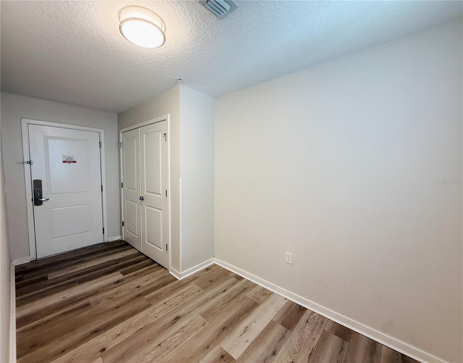 4012 Breakview Dr #b401 Property Photo 19