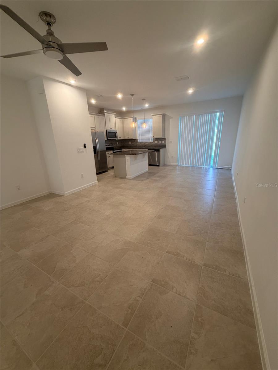 1180 Lakeshore Breeze Pl Property Photo 6