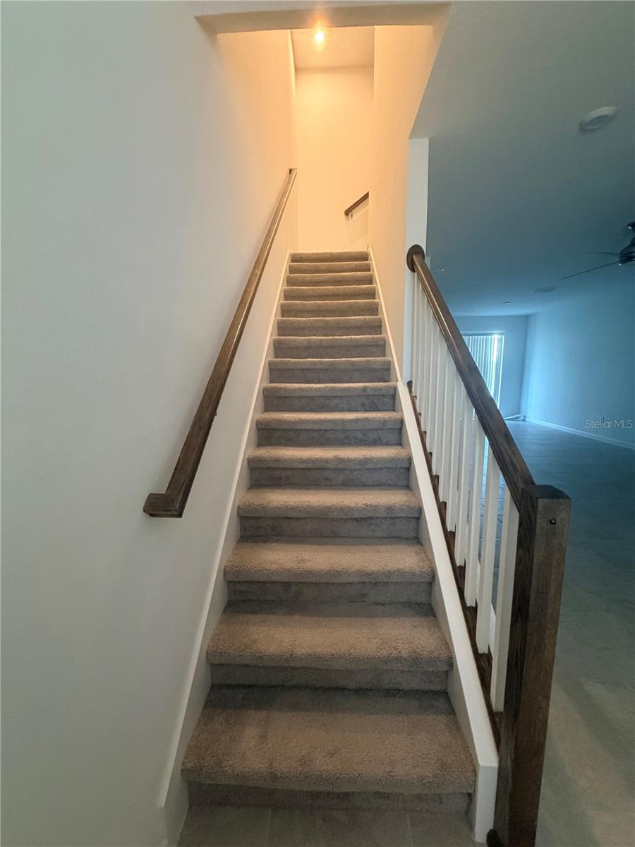 1180 Lakeshore Breeze Pl Property Photo 12