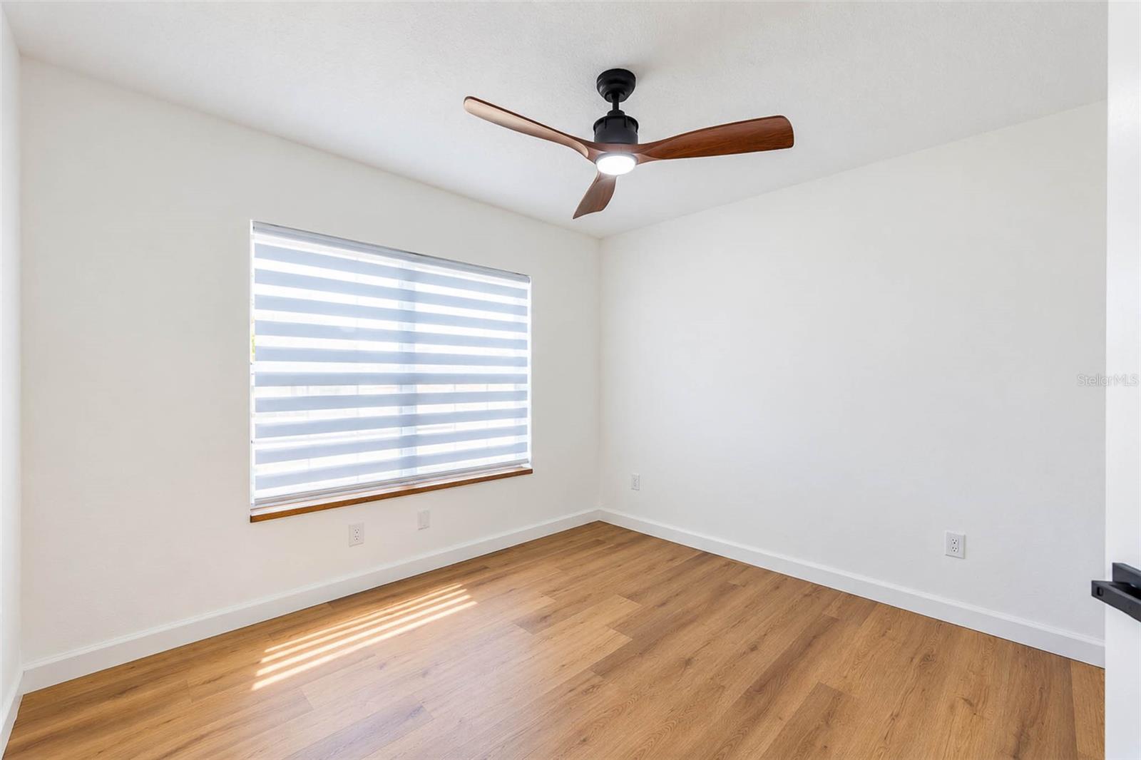1445 Admiral Nimitz Ave Property Photo 30