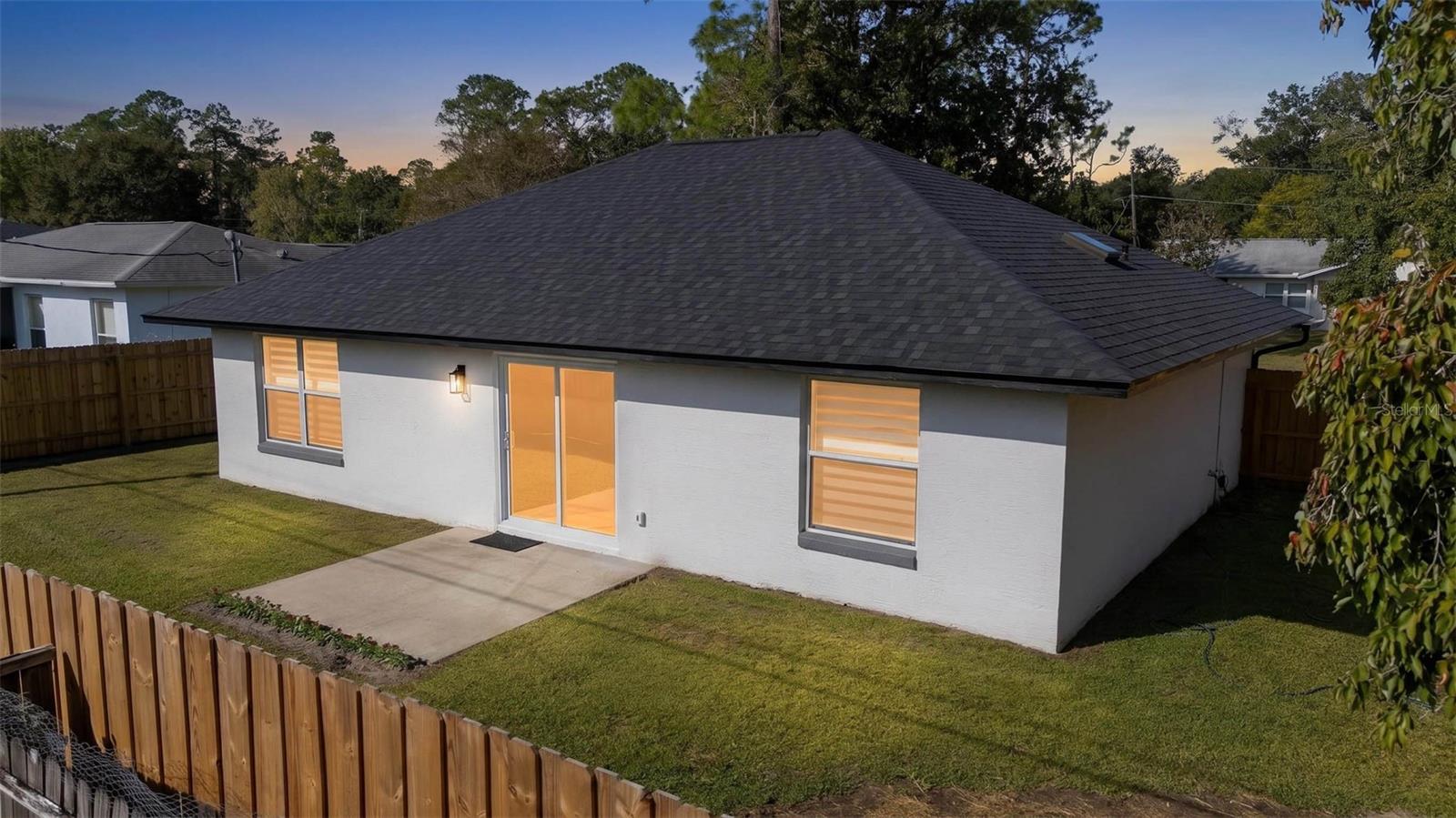 1445 Admiral Nimitz Ave Property Photo 35