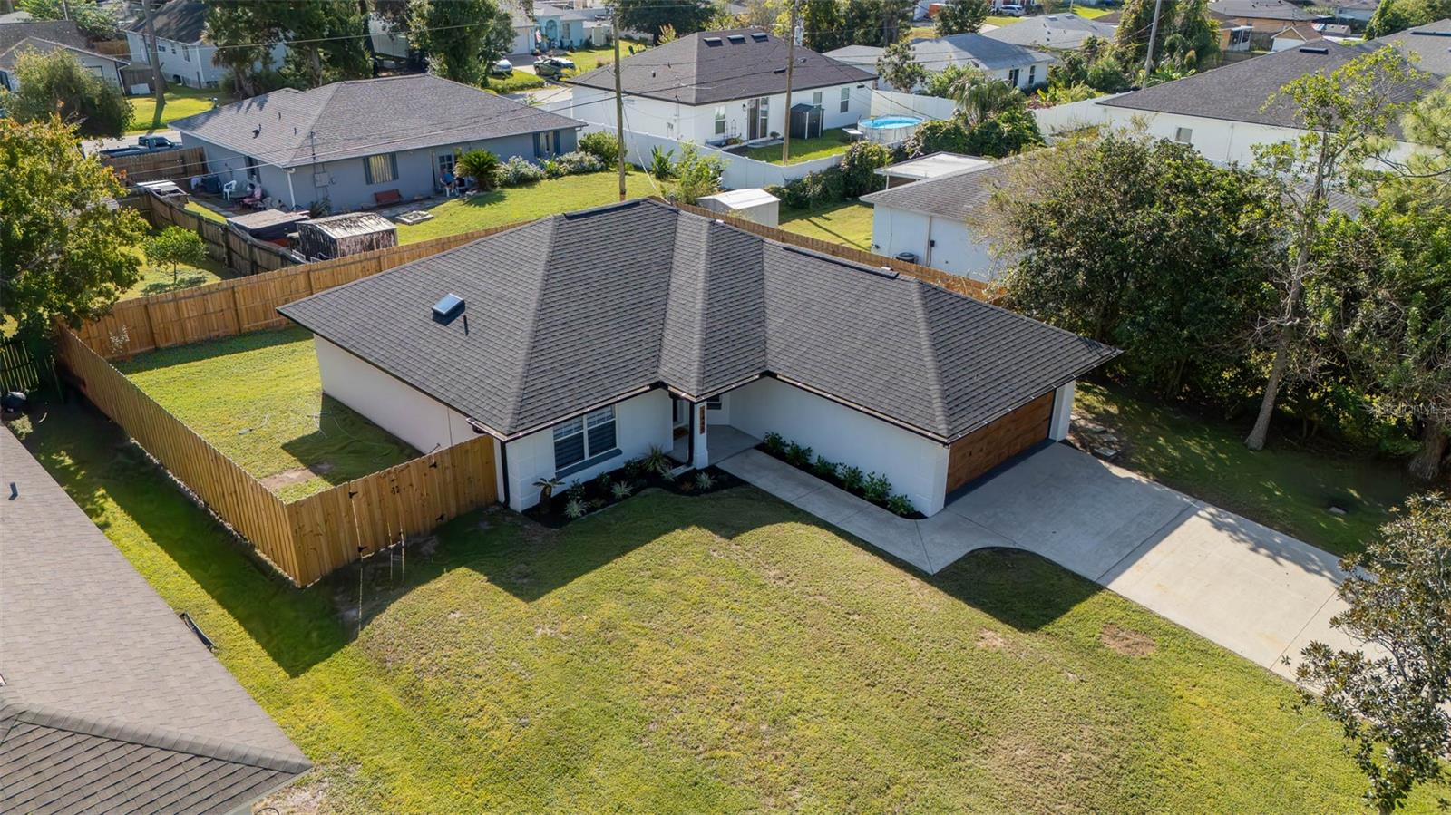 1445 Admiral Nimitz Ave Property Photo 37