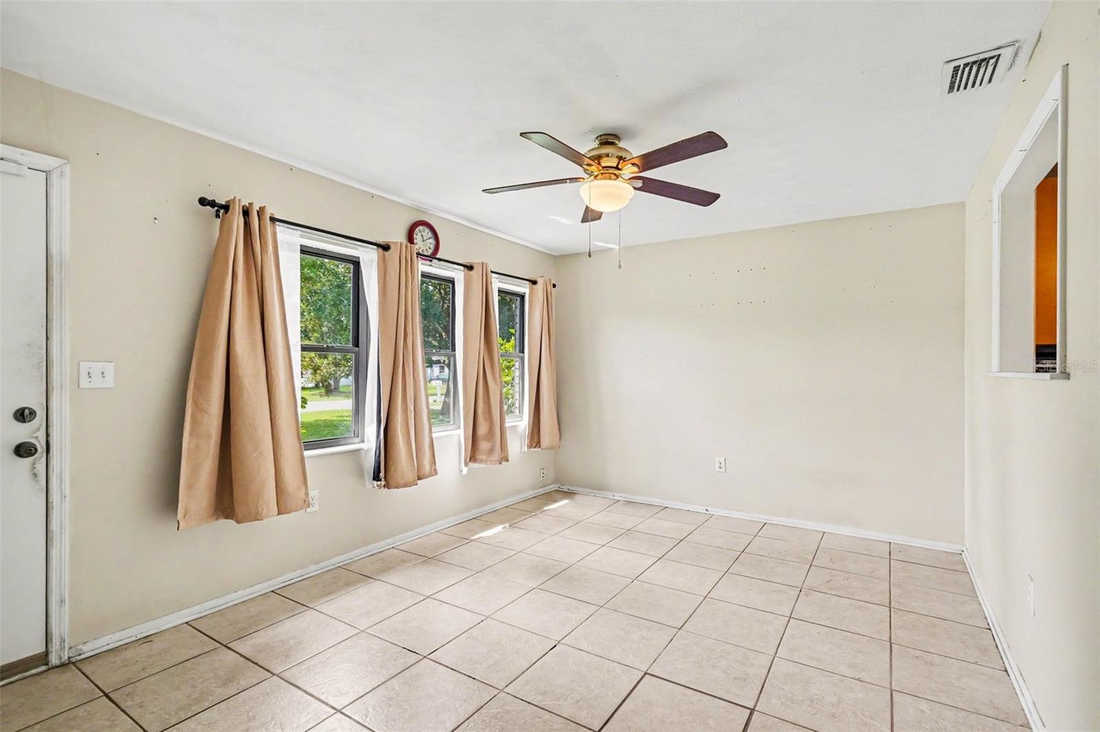 2608 Pepper Ave Property Photo 6
