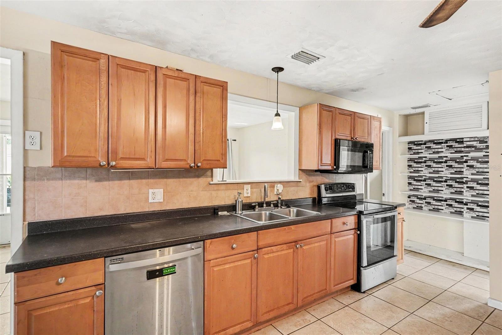 2608 Pepper Ave Property Photo 15