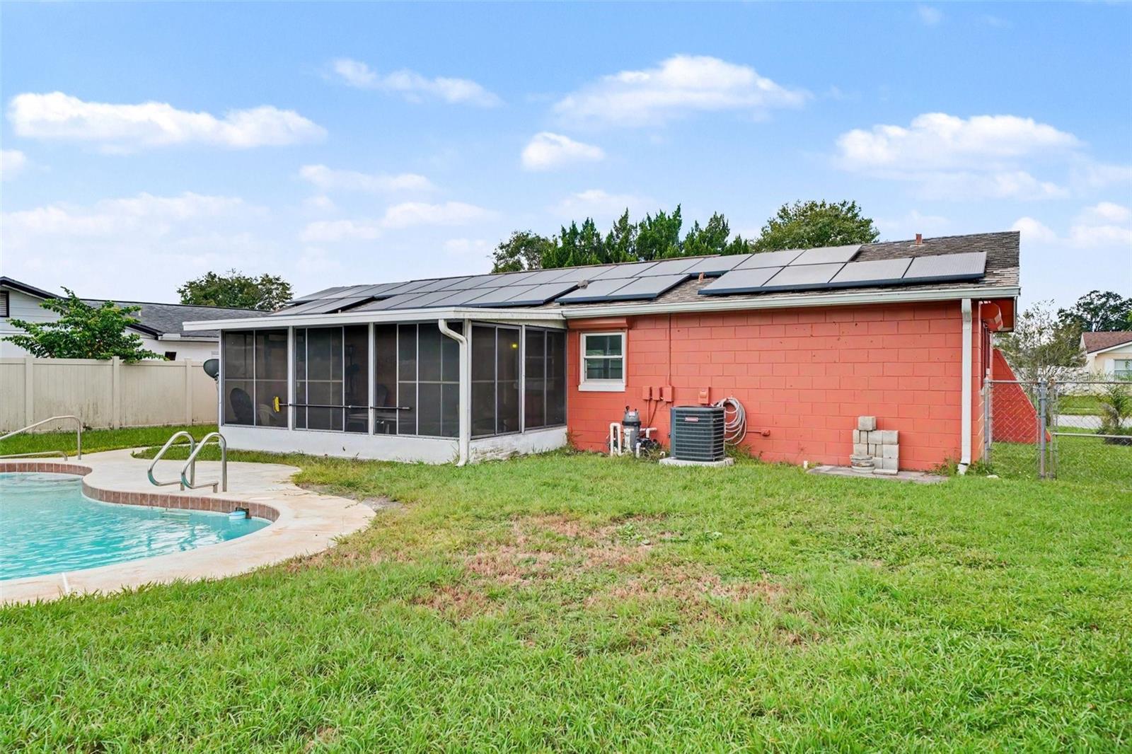 1429 Nolton Way Property Photo 5