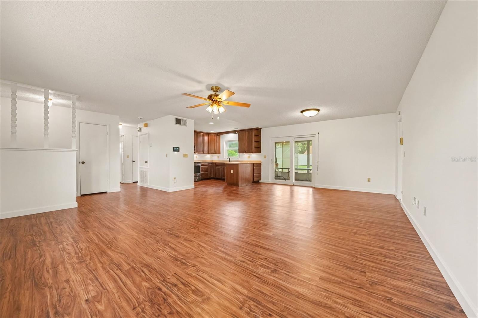 1429 Nolton Way Property Photo 8