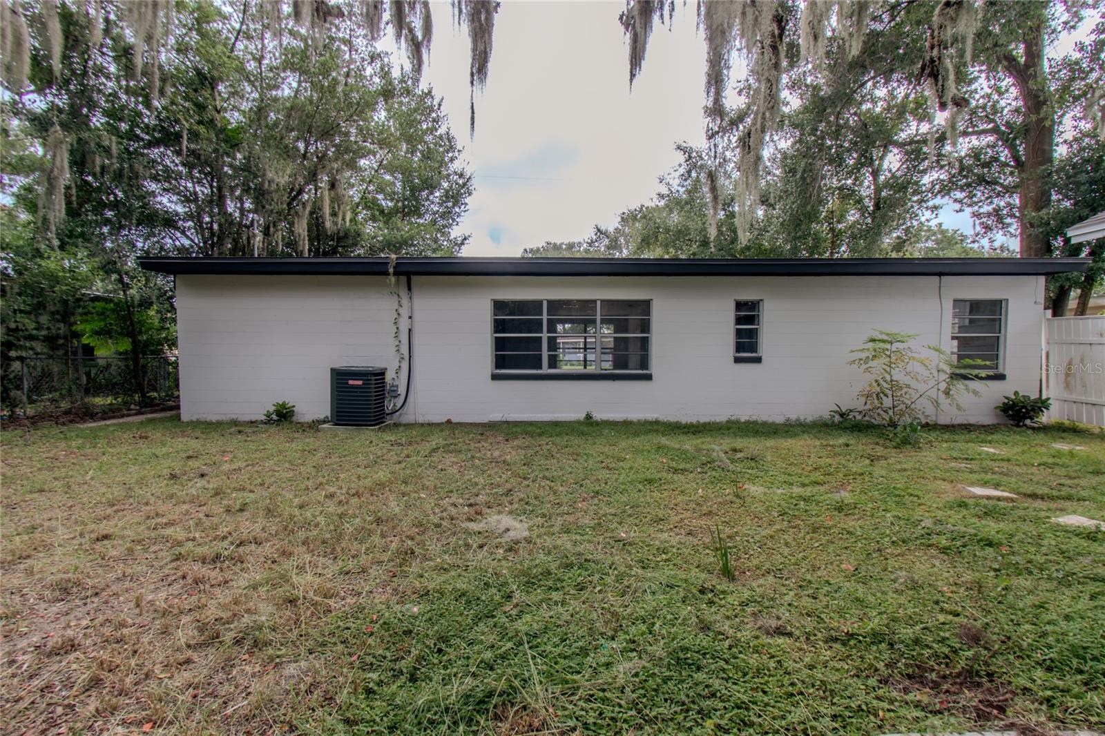 906 San Domingo Rd Property Photo 21