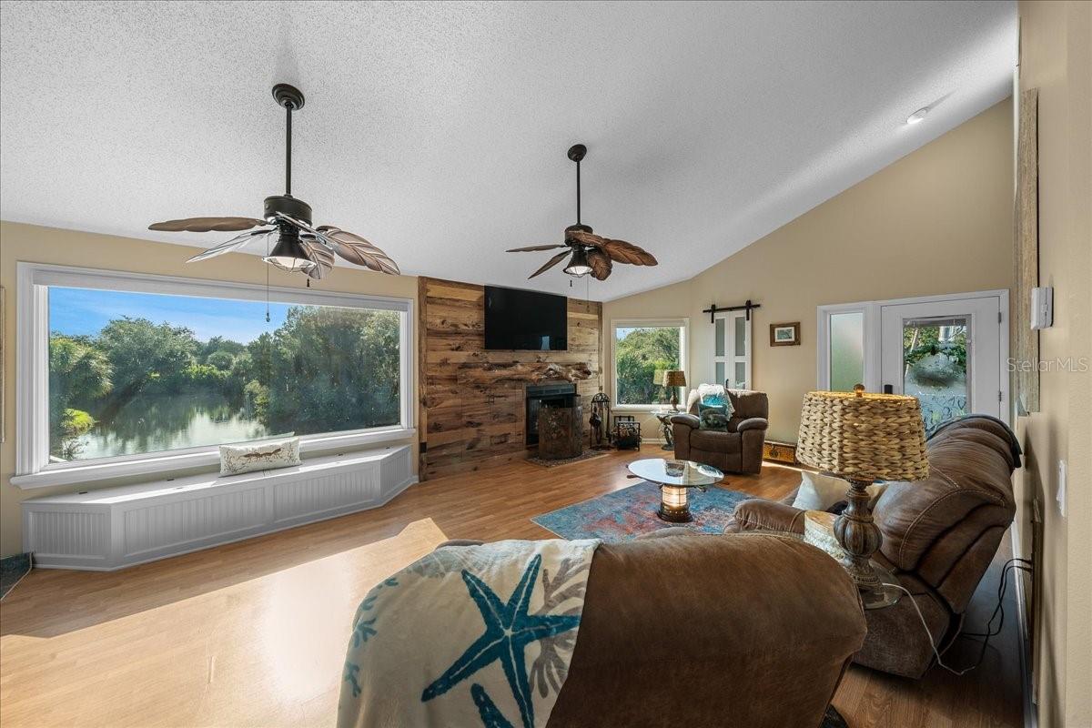 2912 N Rivers Edge Blvd #2919 Property Photo 5