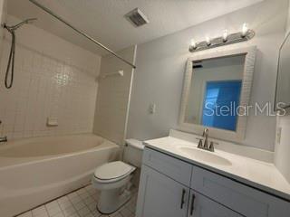 5536 Metrowest Blvd #8-101 Property Photo 11