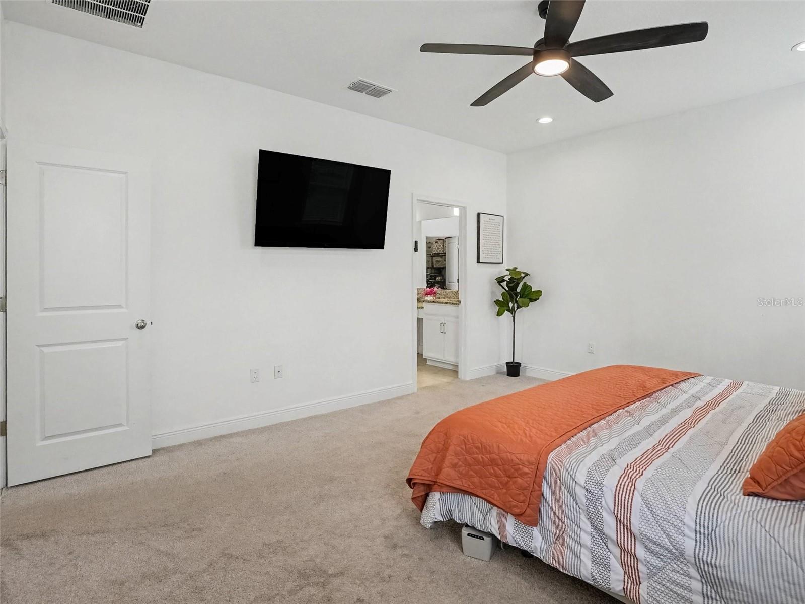 4484 Lions Gate Ave Property Photo 19