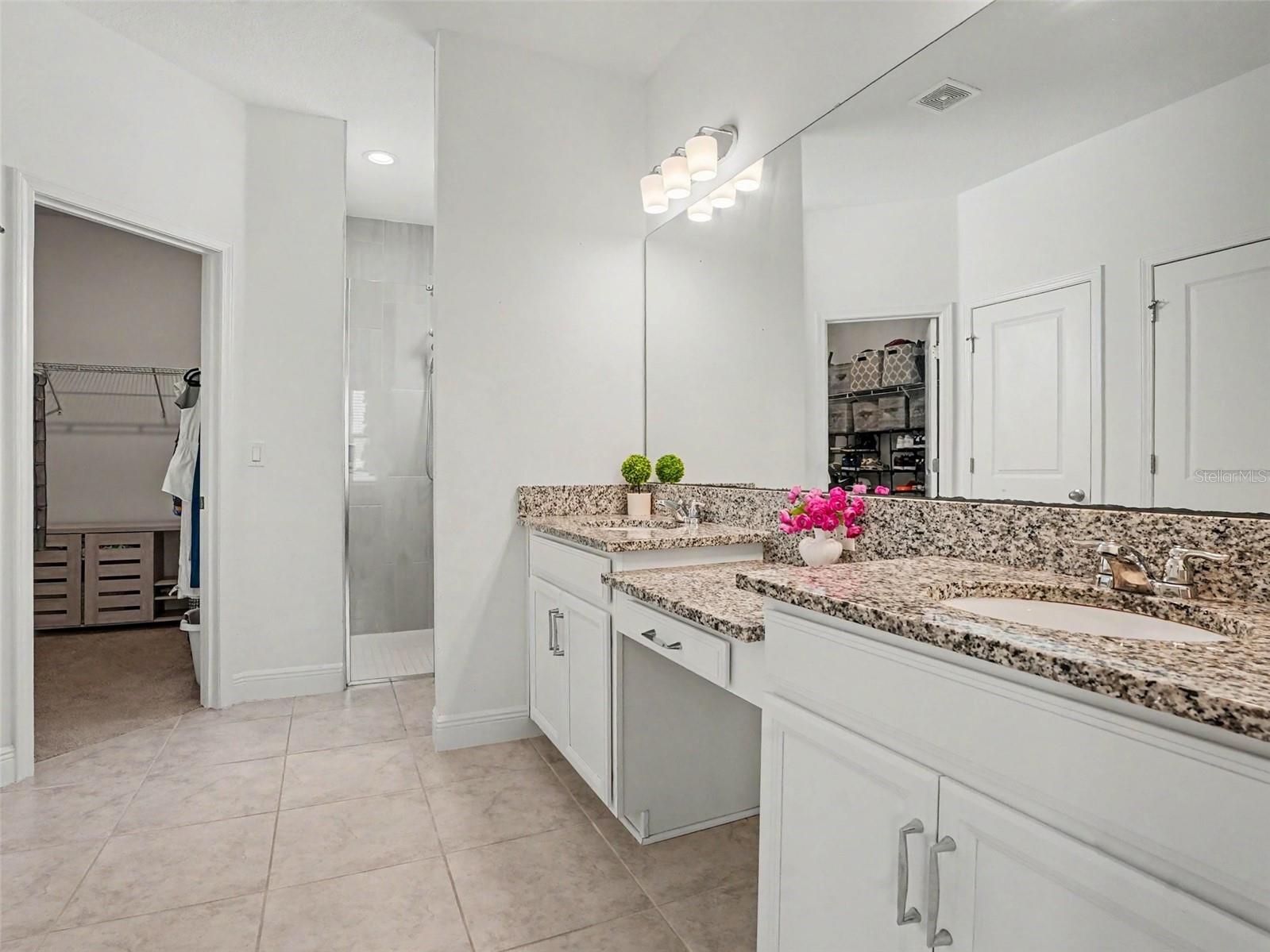 4484 Lions Gate Ave Property Photo 20