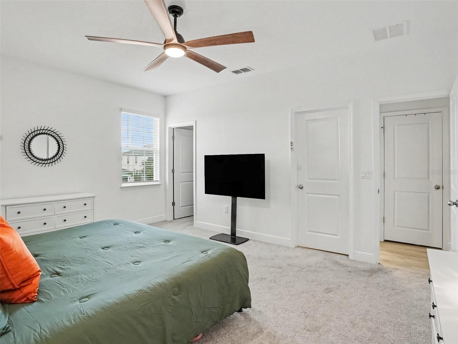 4484 Lions Gate Ave Property Photo 34