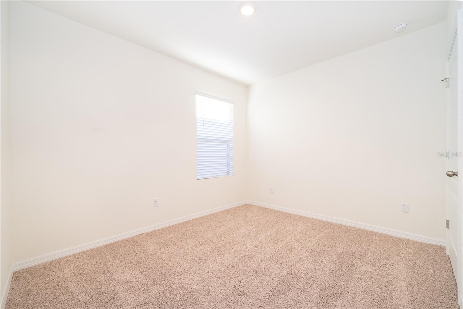 1391 Fox Squirrel Dr Property Photo 8