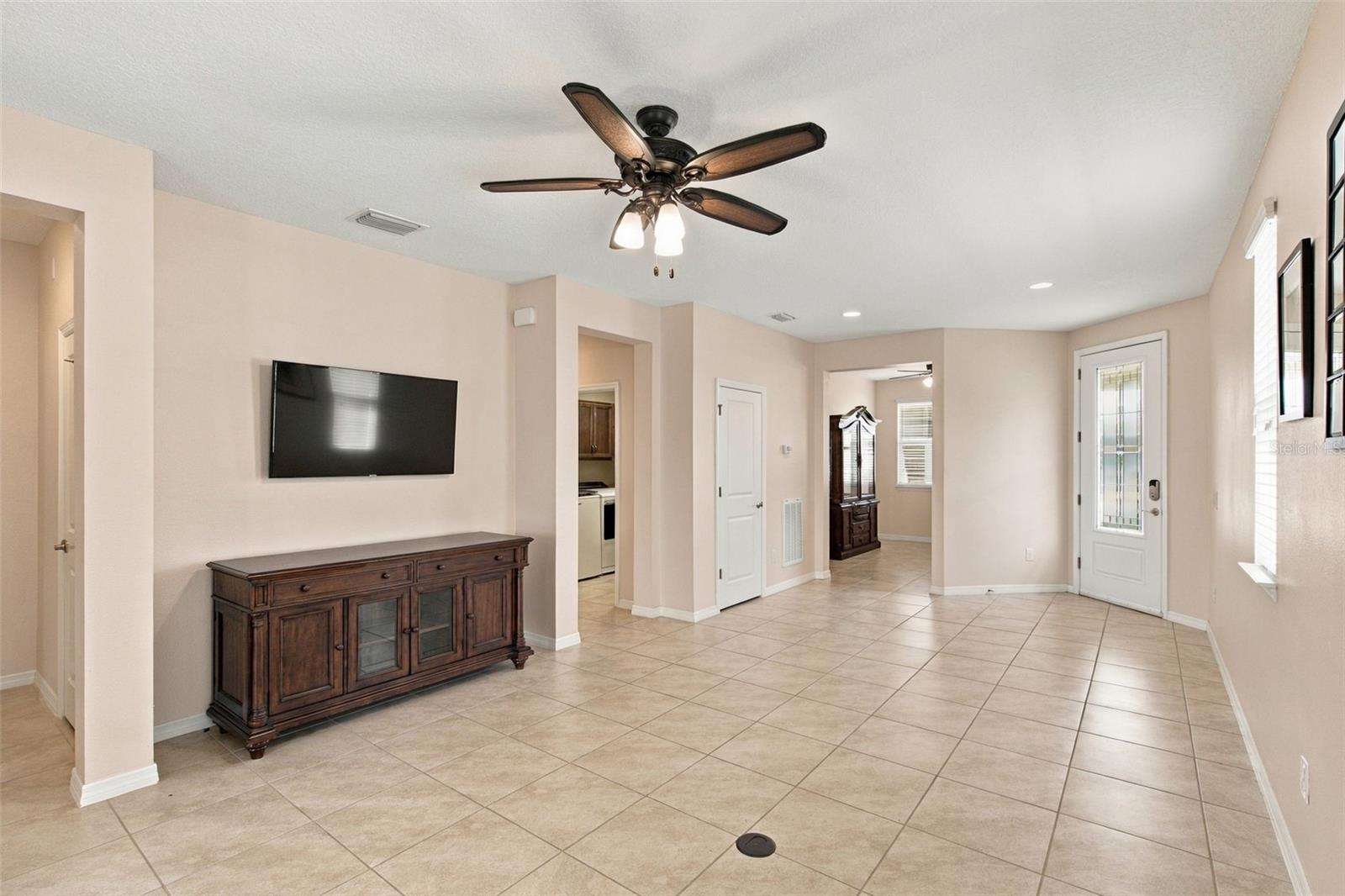 5665 Nw 40th Loop Property Photo 16
