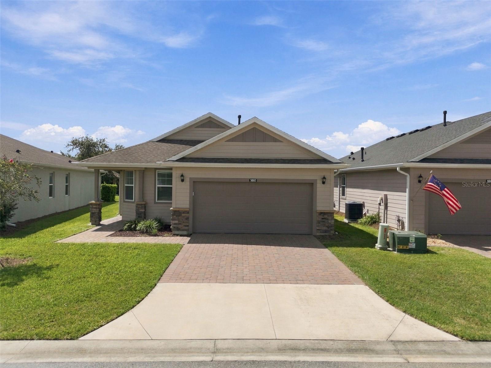 5665 Nw 40th Loop Property Photo 43