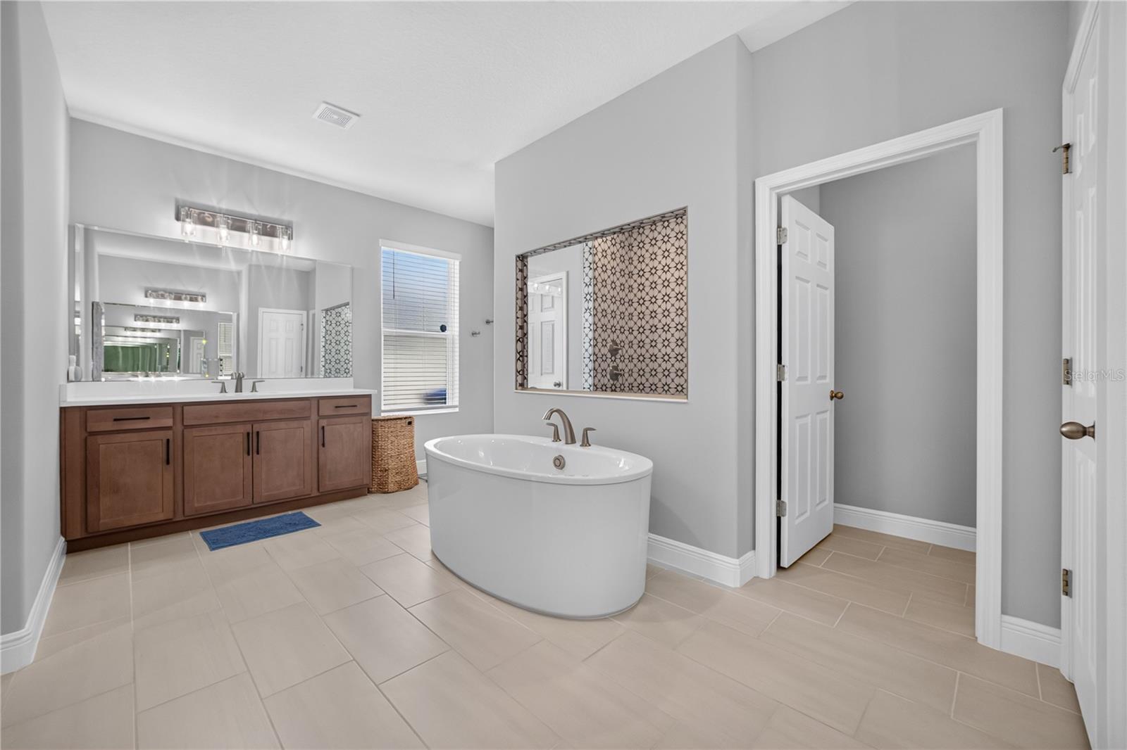 5277 Obsidian Gate Dr Property Photo 29