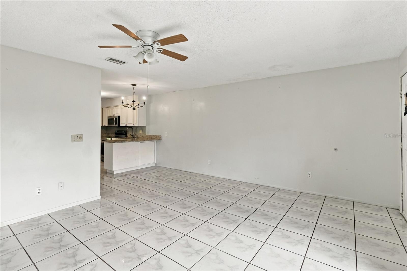99 Lake Villa Way Property Photo 7