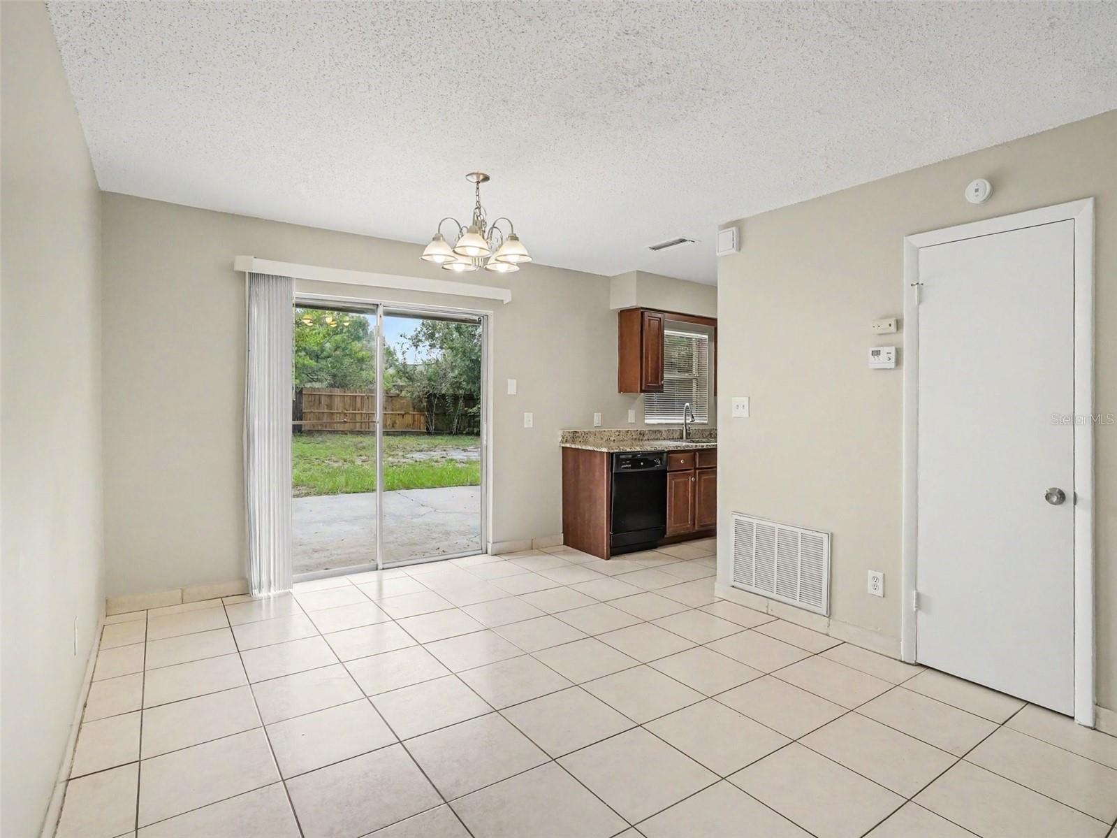 4514 Colbert Ct Property Photo 3