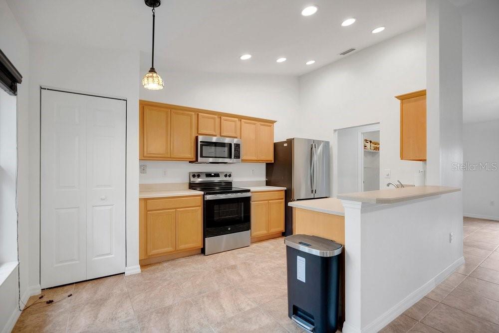 19 Zither Ct Property Photo 7