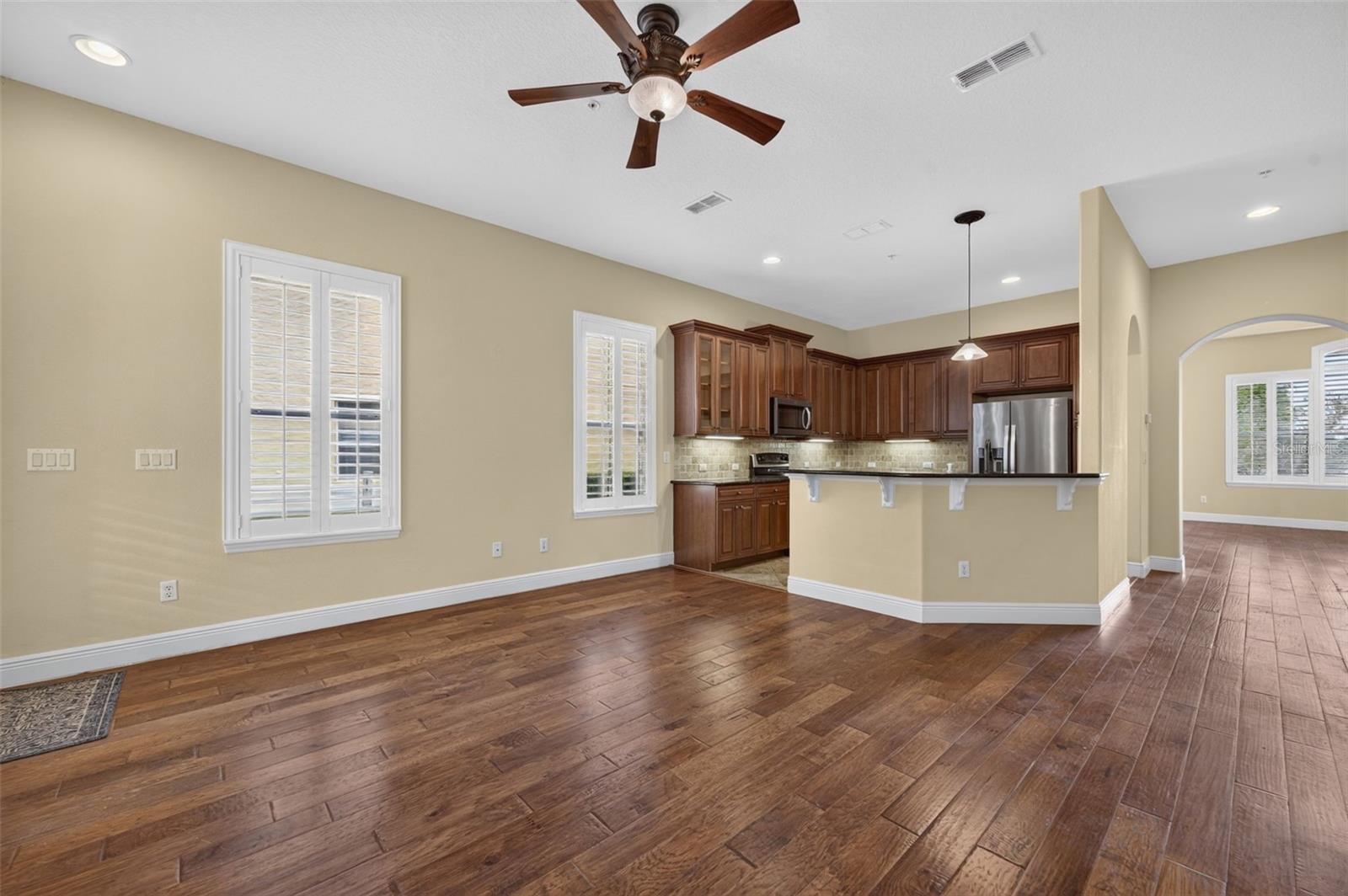 1122 Charming St Property Photo 11