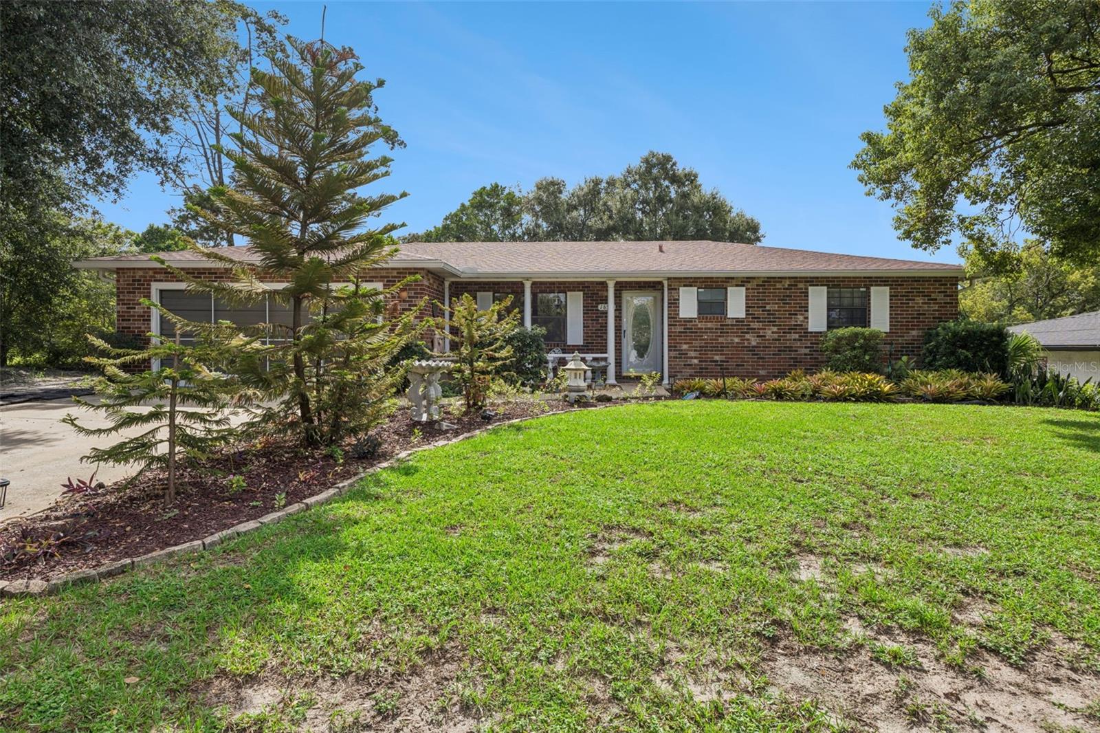 1657 N NORMANDY BLVD Property Photo 1