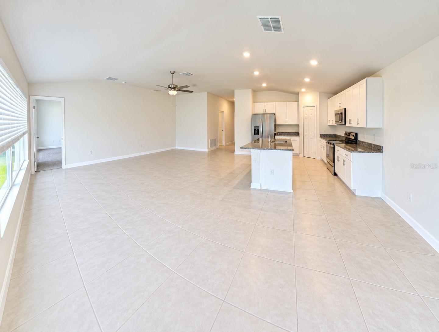 1838 Red Loop Property Photo 12