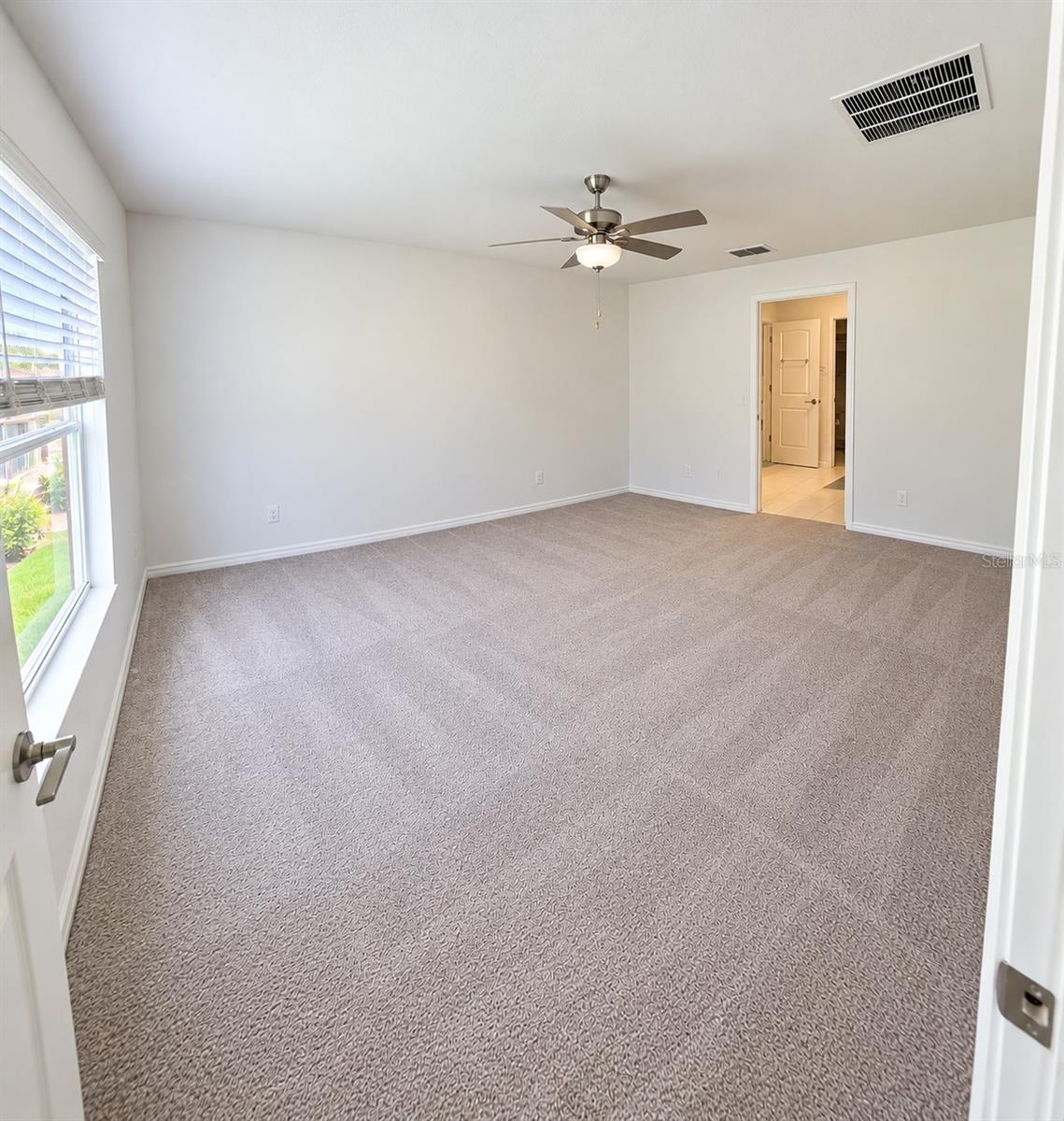 1838 Red Loop Property Photo 15