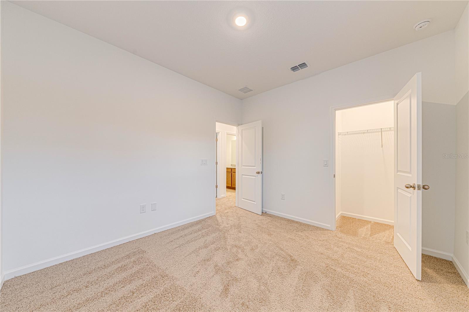 4454 Davos Dr Property Photo 34
