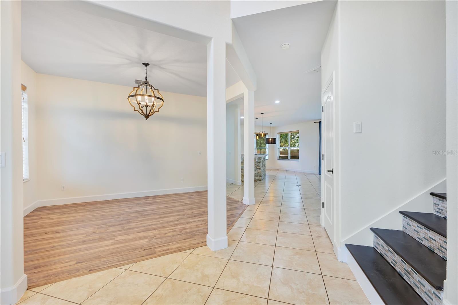 5050 Whitewater Way Property Photo 3
