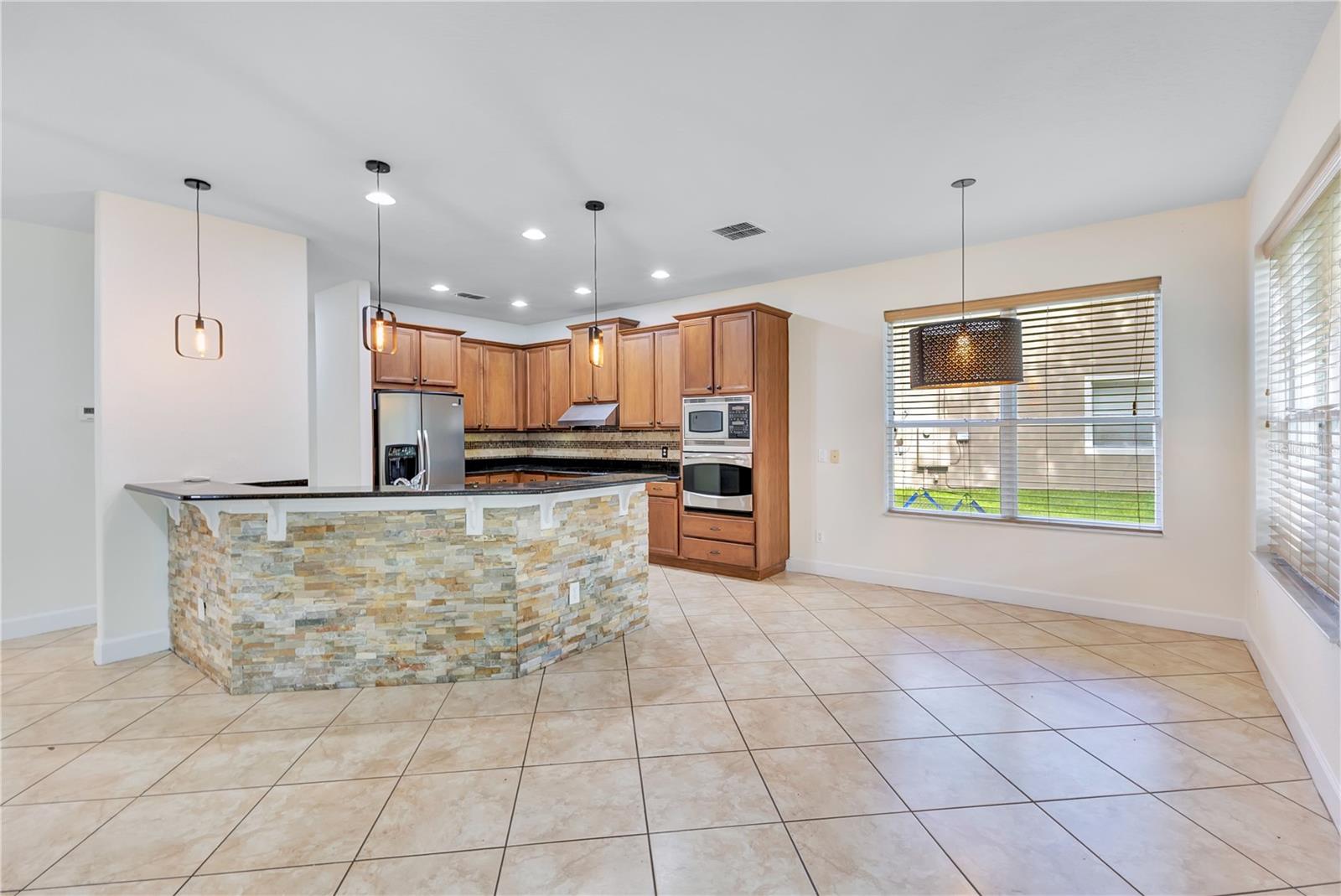5050 Whitewater Way Property Photo 6