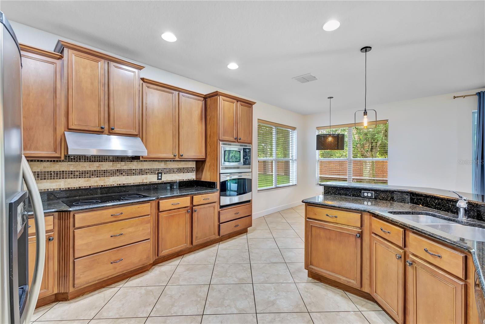 5050 Whitewater Way Property Photo 8