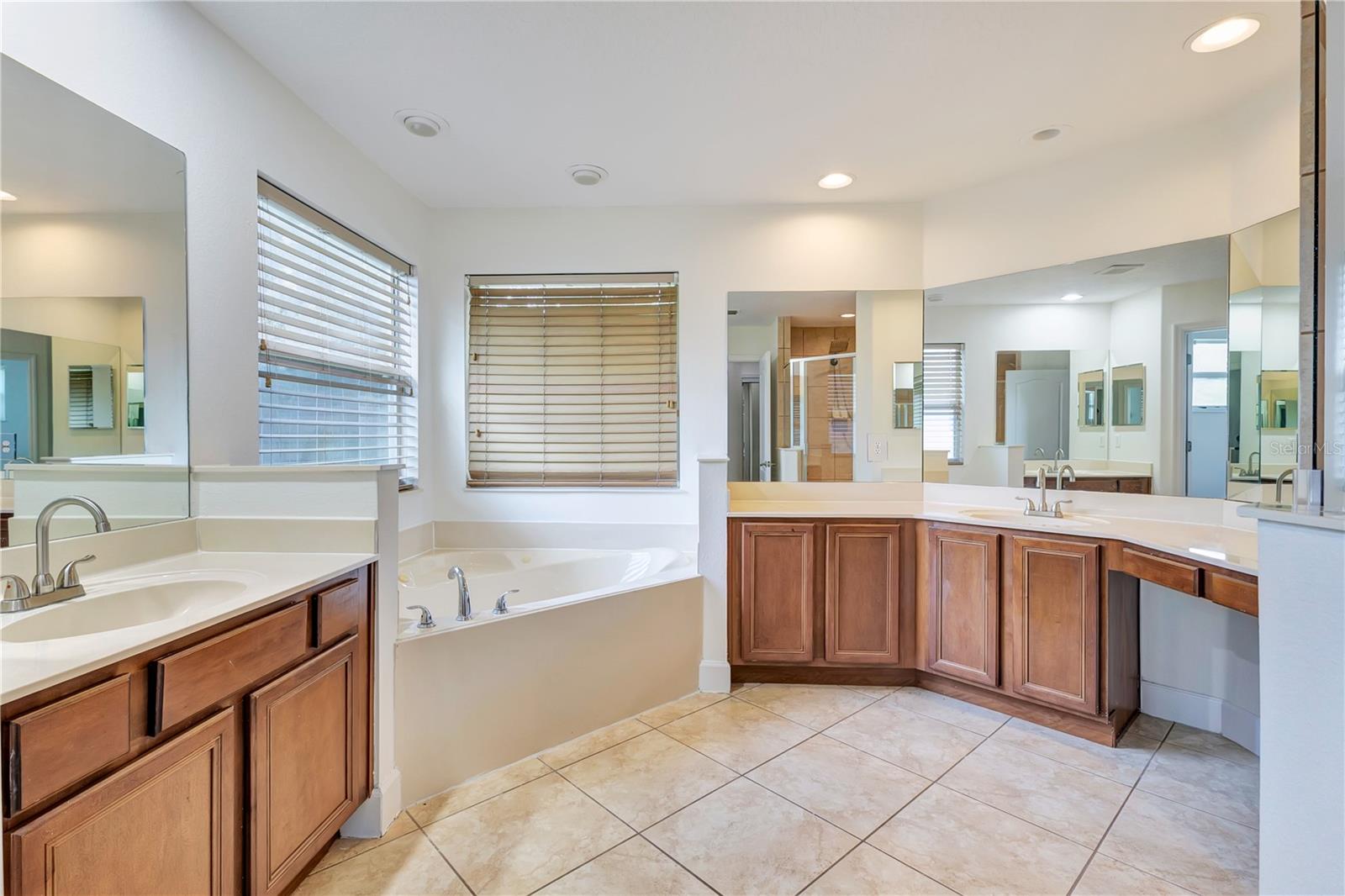 5050 Whitewater Way Property Photo 17