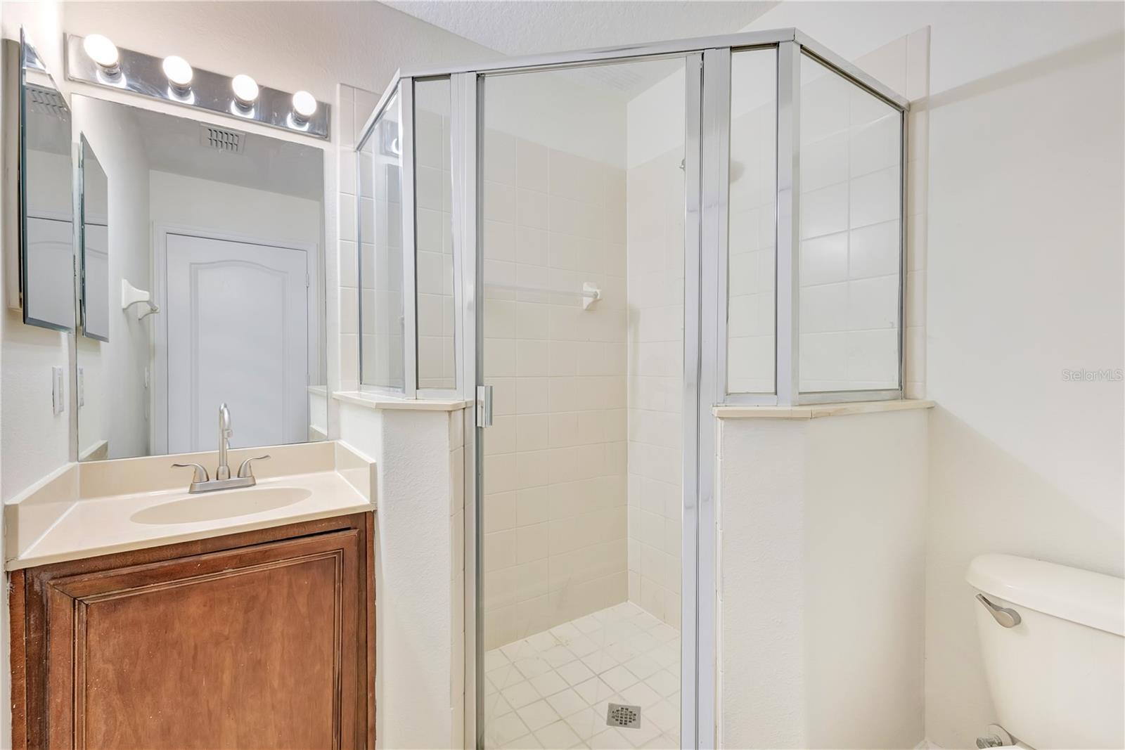 5050 Whitewater Way Property Photo 18
