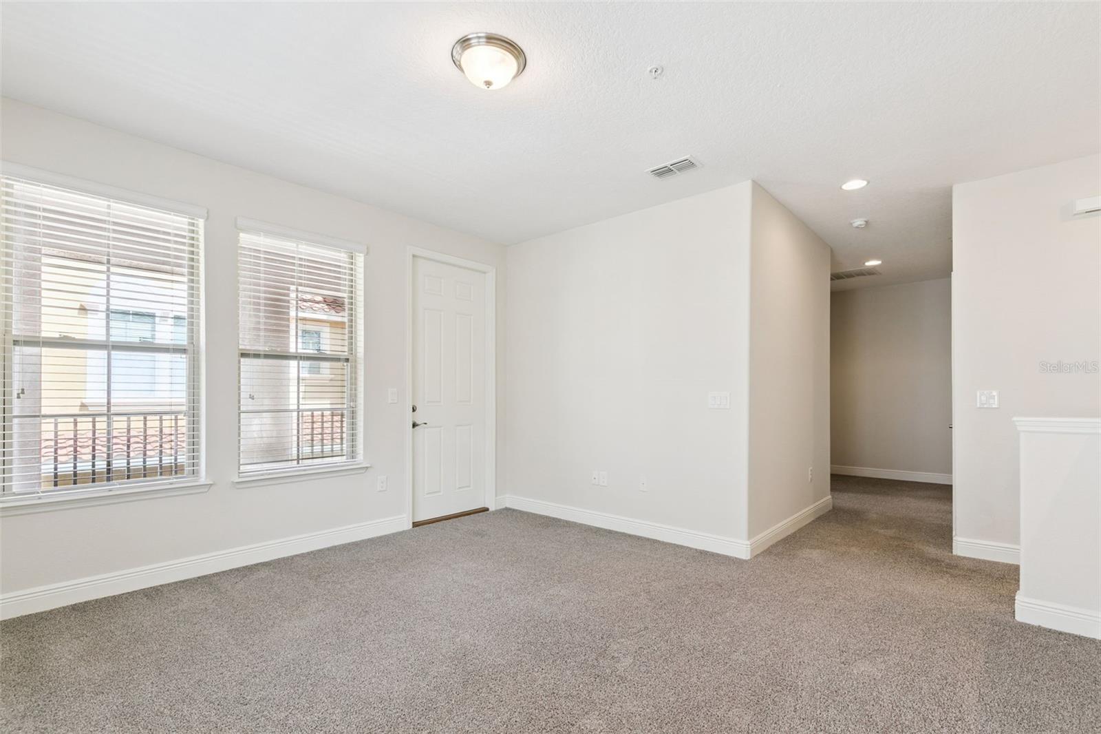 2333 Lobelia Dr Property Photo 19