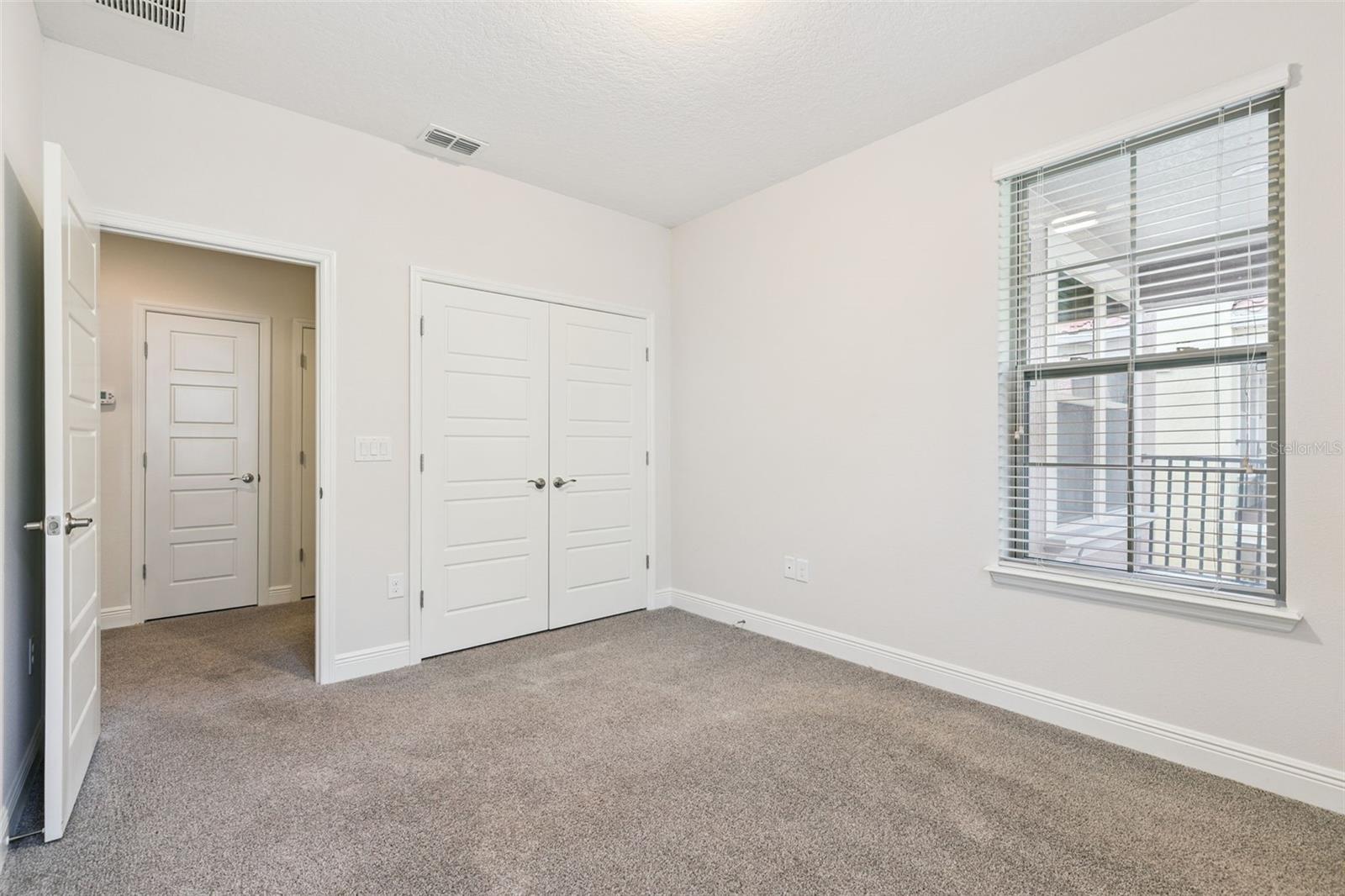2333 Lobelia Dr Property Photo 21