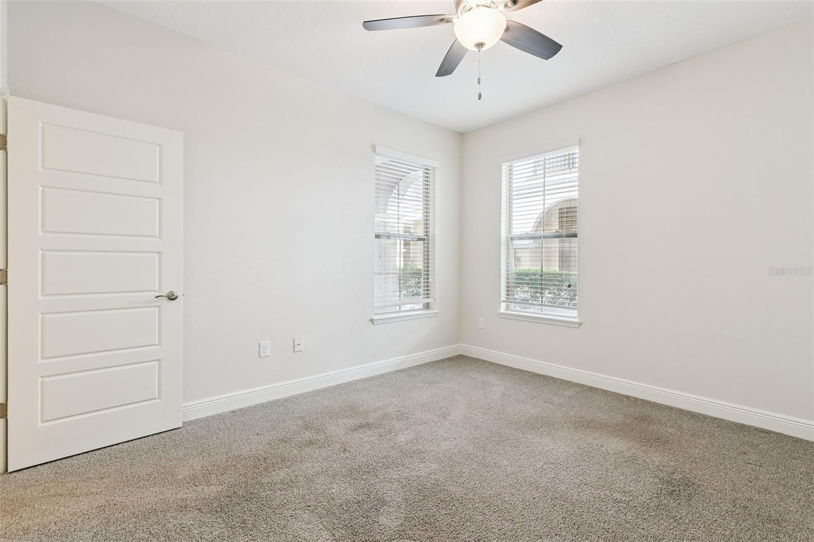 2333 Lobelia Dr Property Photo 28