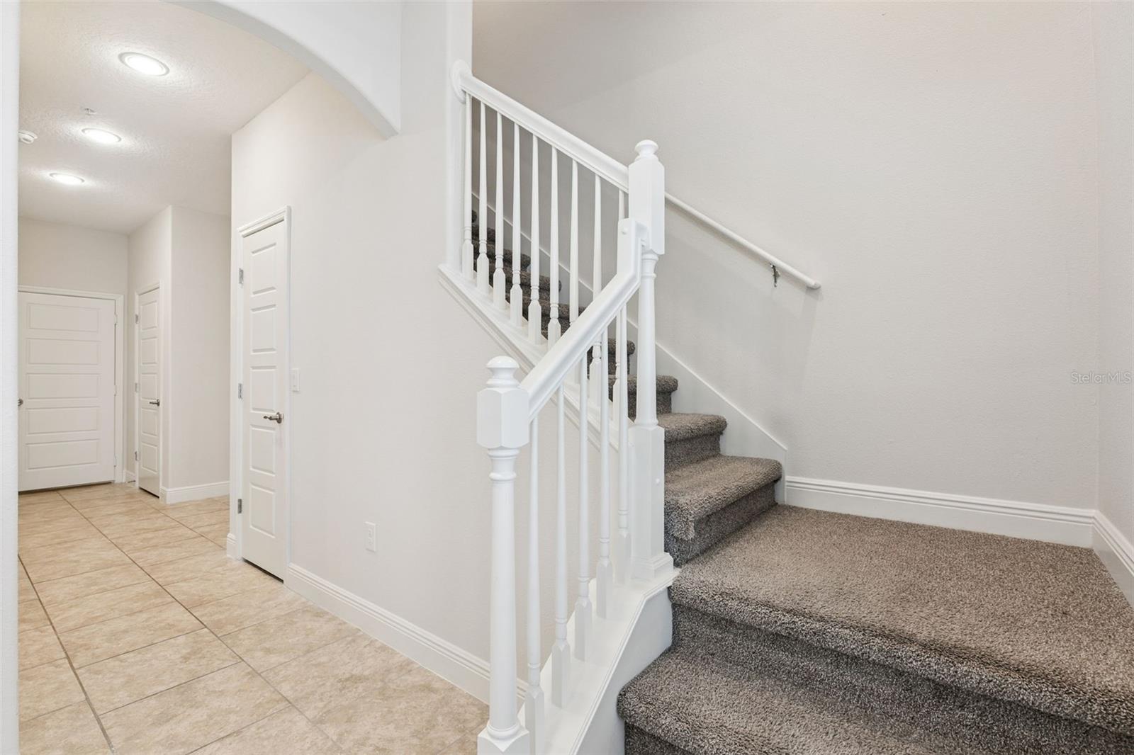 2333 Lobelia Dr Property Photo 30