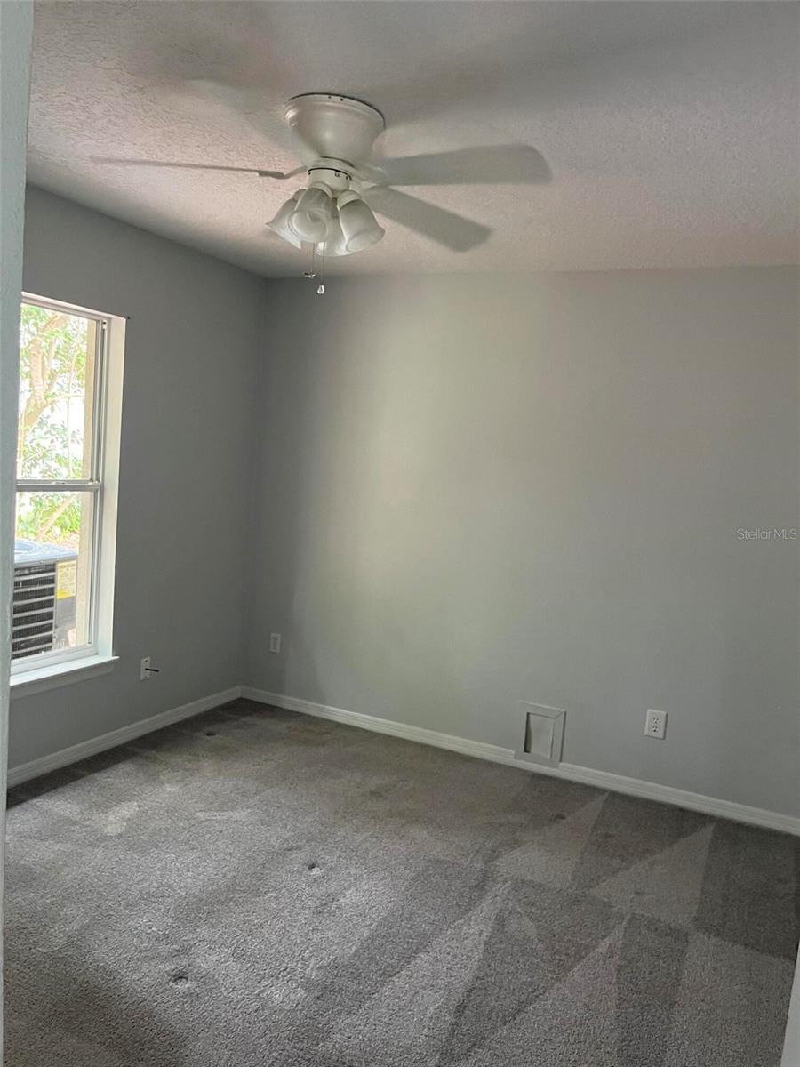 2833 Hardenbergh Ln Property Photo 6